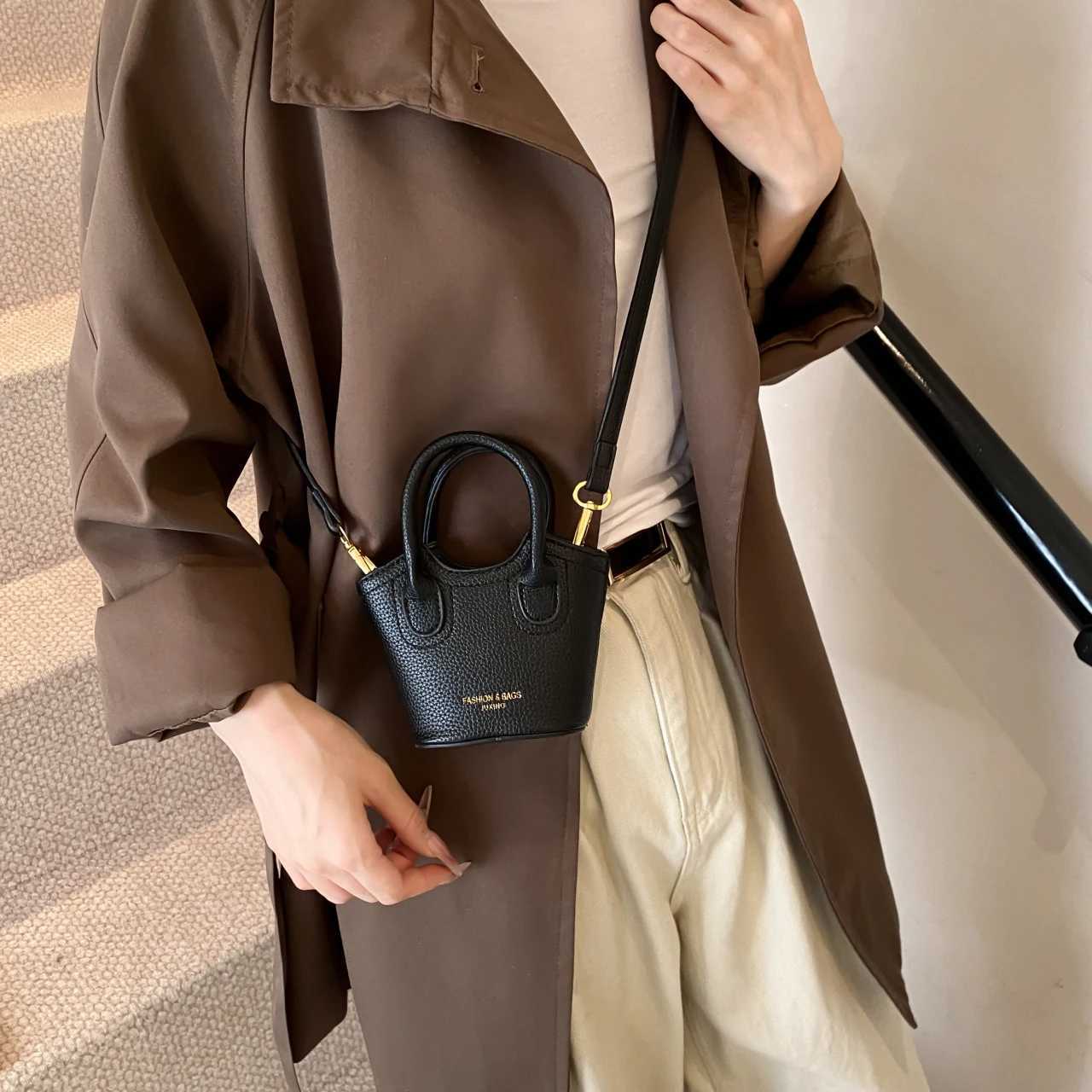 FI Super Mini Cross shaped Bag Cute Womens Lipstick Bag Solid Color Pu Leather Bag Coin Wallet Earplug Bag Mini Bucket HandbagXJ250412