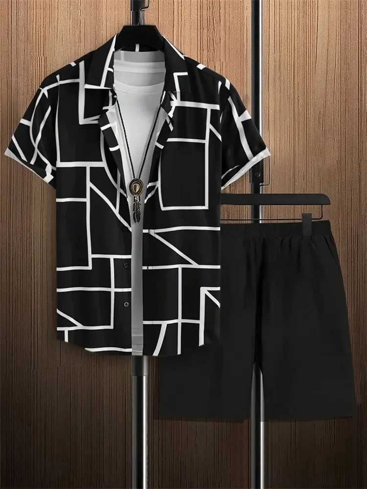 2024 Summer Mens Casual Commuter Set Mens Stripe Printed Short Sleeves 2-piece Mens Hawaiian Beach Style ClothingXJ250412