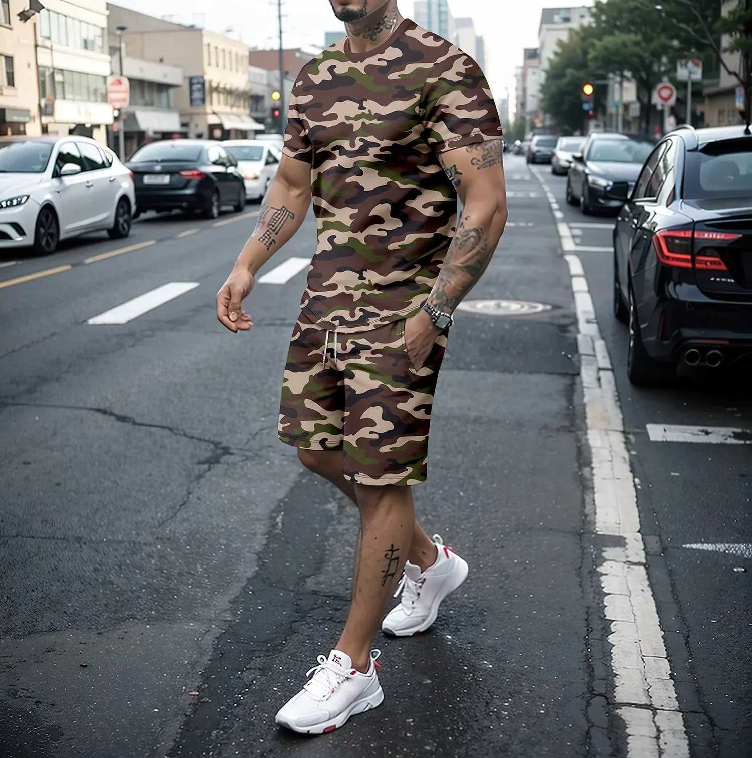 2024 New Summer Mens Two piece 3D Short sleeved Shorts Set for Running Leisure Camouflage Outdoor Travel Set for Mens ClothingXJ250412