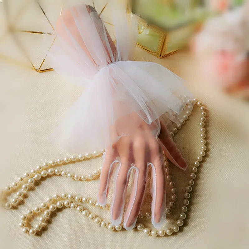 Short Sheer Tulle Gloves Wedding Bride Dress Gloves Fashion White Black Dot Transparent Mitten Wrist Length Bridal Gloves Women 250408