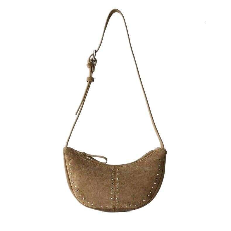 Women's 2025 Spring/Summer New Item Niche Design Rivet Decoration Daily Matching Casual Bag