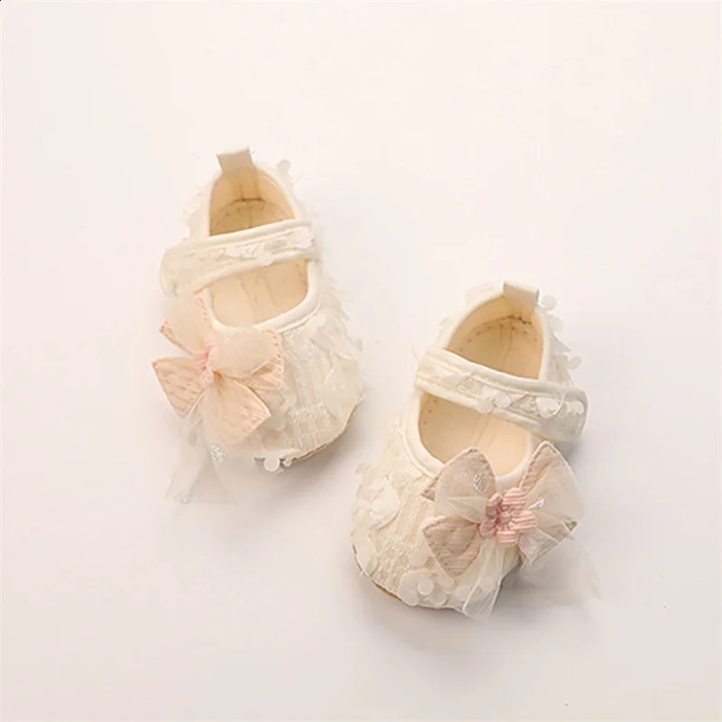 Cute baby girl bow apartment shoes for special occasions such as parties holidays and baby showers - perfect 250411