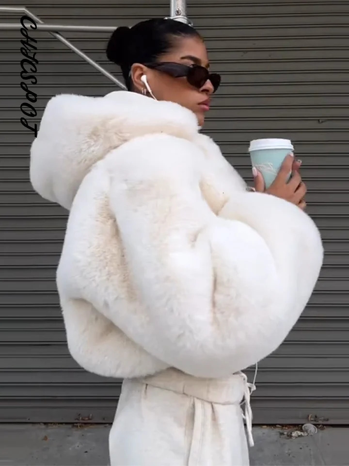 Hooded Patchwork Zipper Faux Fur Coat Bomber Jacket Women Elegant Lantern Long Sleeve Loose Short Autumn Winter Coats Outerwears 251112