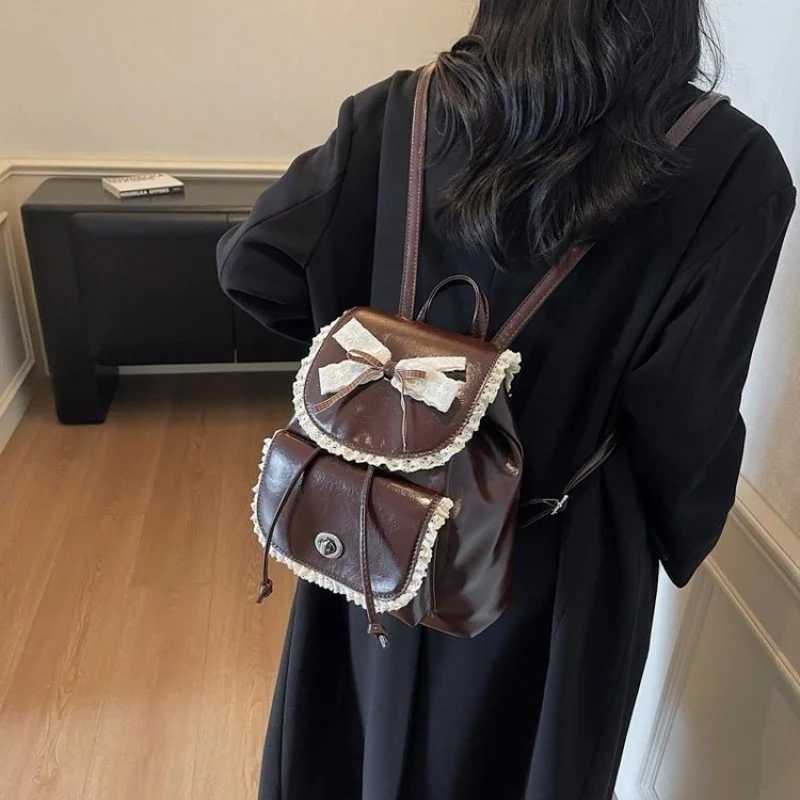 Classic Tote Bag Handbag For Ladies High-Quality Leather Popular Style Featuring Sturdy Handles And CapacityW251111