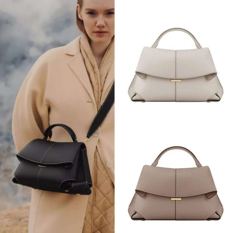 Commuting Leather Hand-Held Smile Bag, Niche Design Casual Single Shoulder Pleated Crossbody Bag