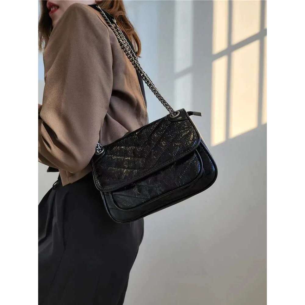 Vintage Women Chain Strap Messenger Oil Wax Cow Leather Shoulder Bag Autumn New Office Ladies Work Crossbody Bags Satchels
