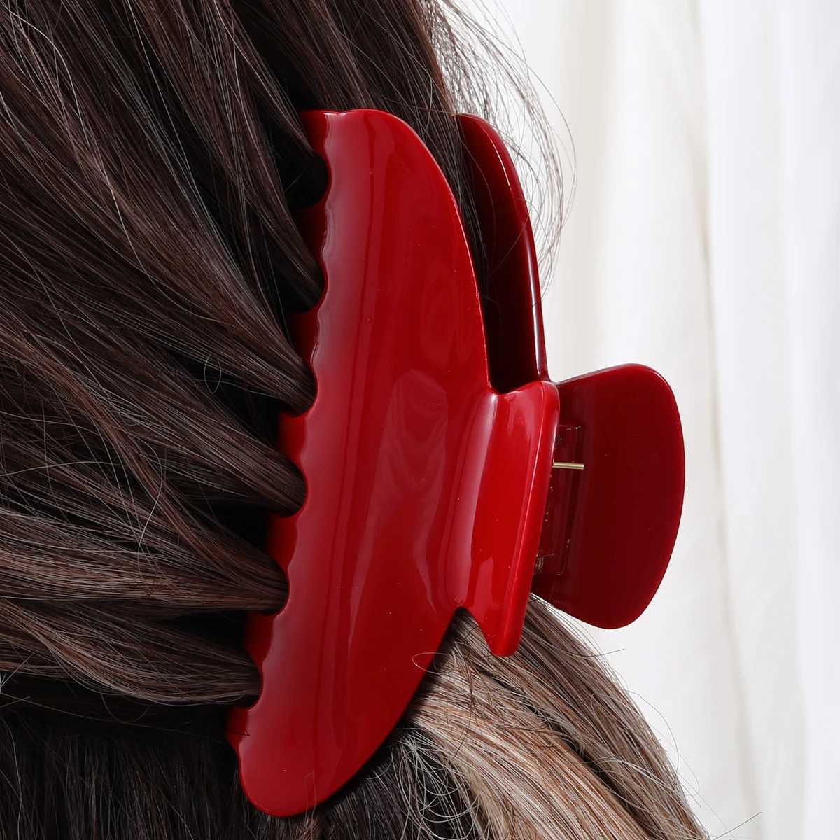 Solid color hair claw clip fashionable womens hair accessories Y2504012