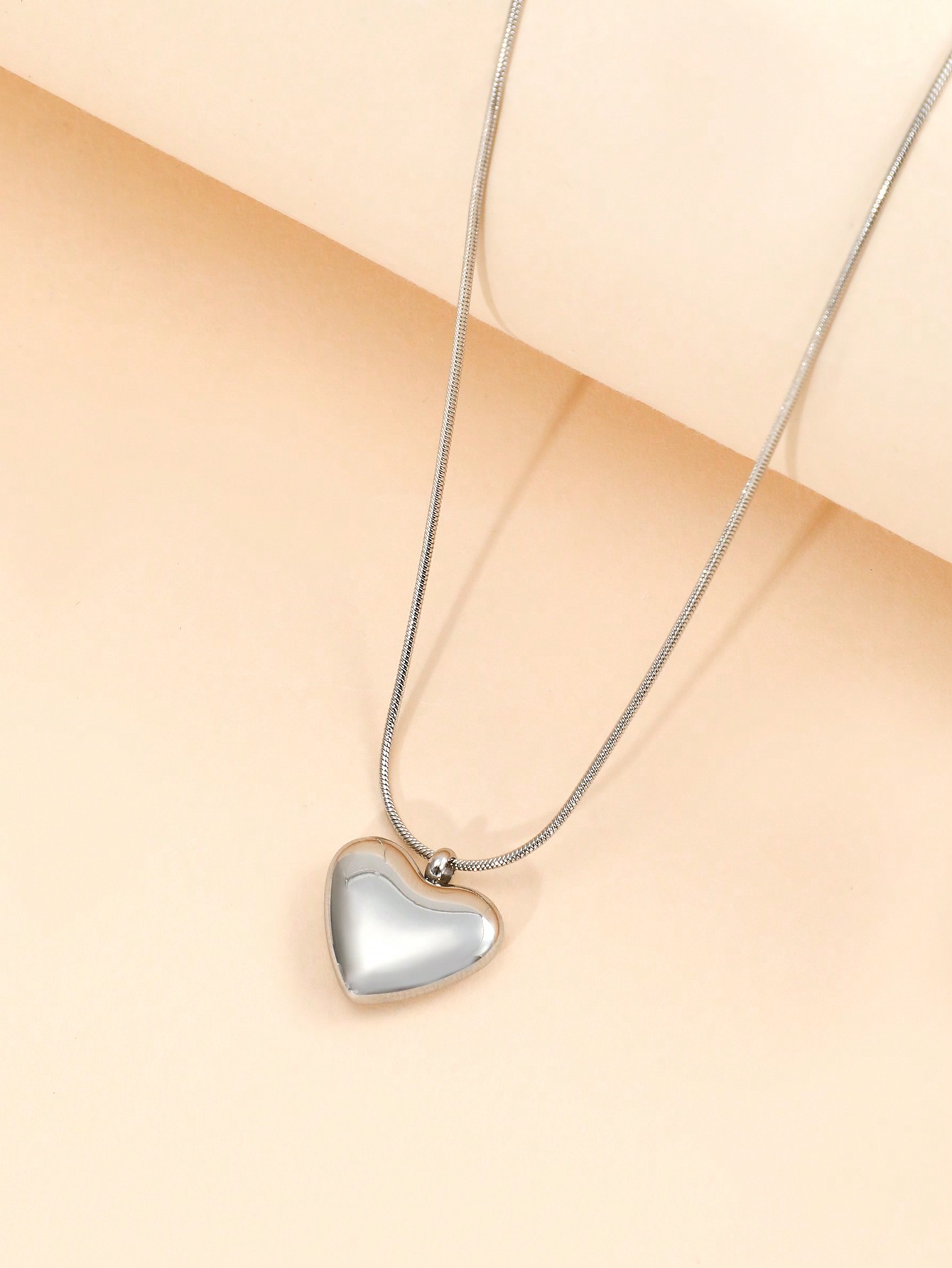 Simple Love Silver Necklace Fashion Accessories