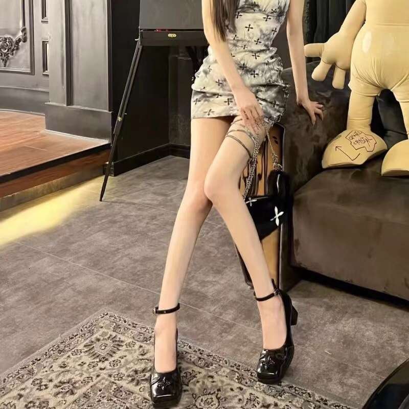 Sweet Cool Spicy Style 2025 Classical Dance Cross Flower Black Square Toe Designer Shoe Chunky Heel Mary Jane Shoes Women High Heels