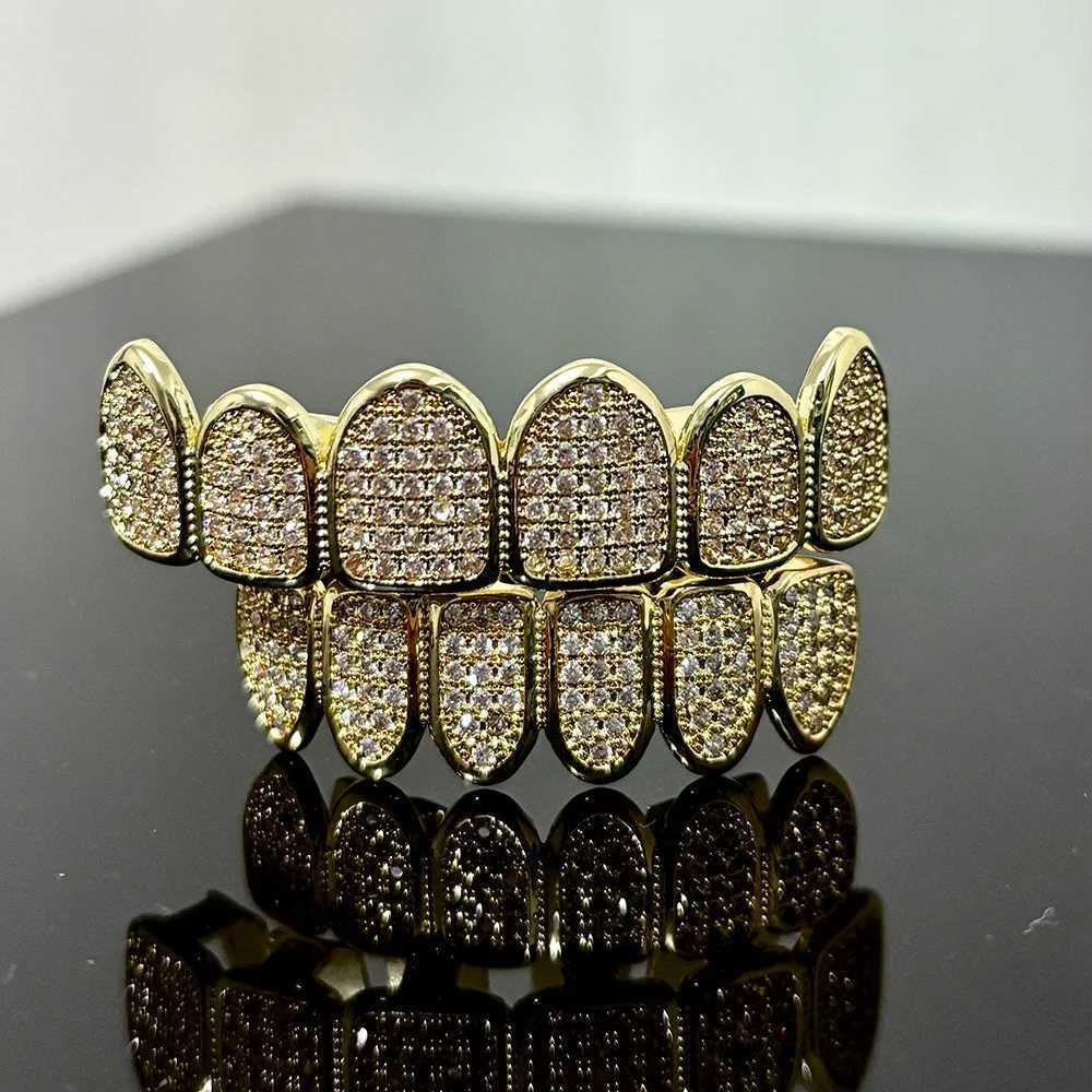 YONGX Hip Hop All Ice CZ Stone Tooth Hat Bracket Top Bottom Gold Silver Shining Zirconia Stone Tooth Grill Body Jewelry W250412
