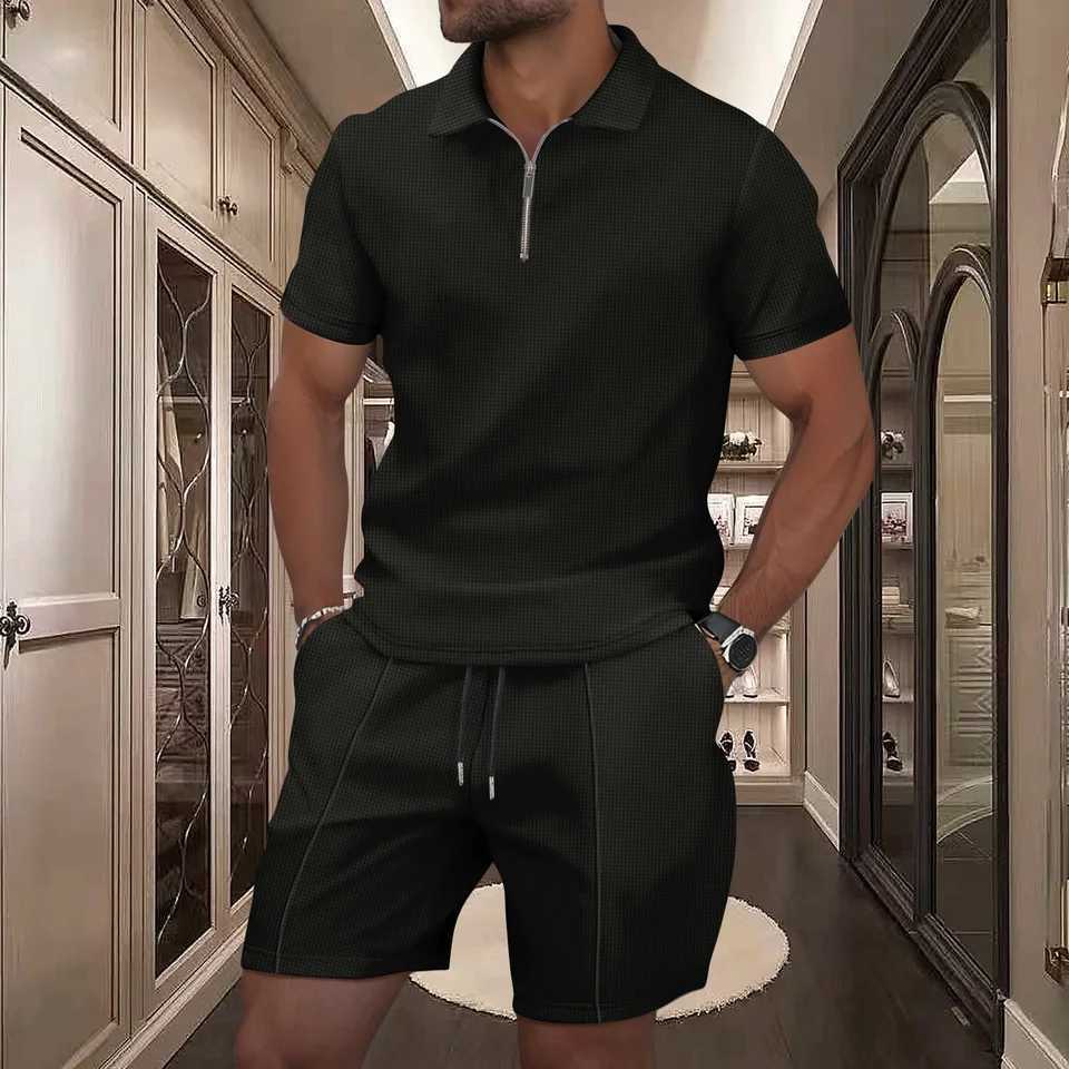 Summer mens new simple and fashionable waffle slim fit short sleeved T-shirt+shorts set with lapel zipper solid color casual outdoor sports suXJ250412