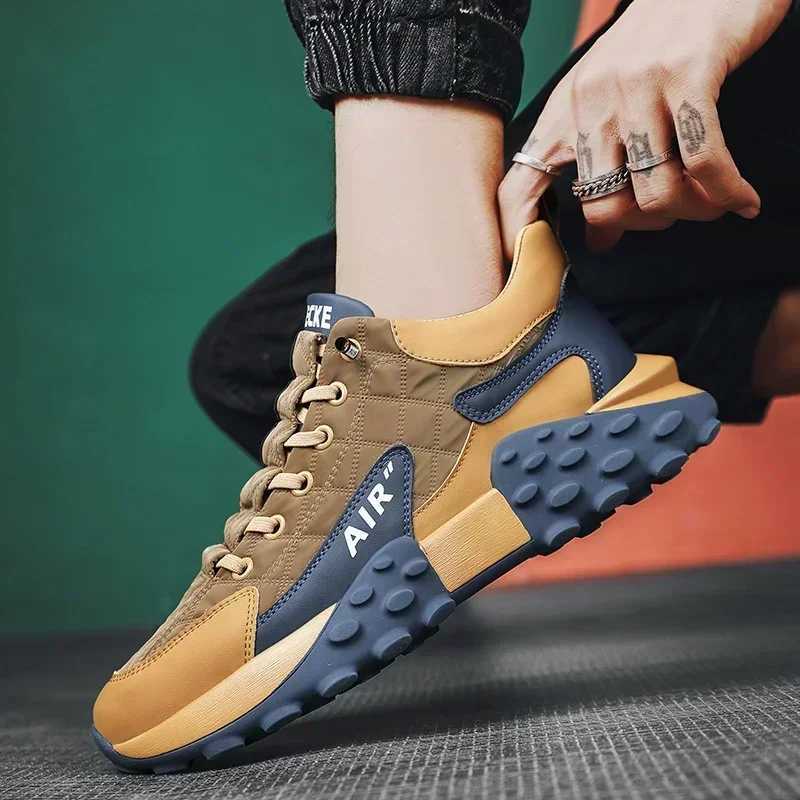 Fashionable mens luxury sports shoes sports shoes mens running shoes casual sports shoes mens thick shoes mens design tennis shoes W250412