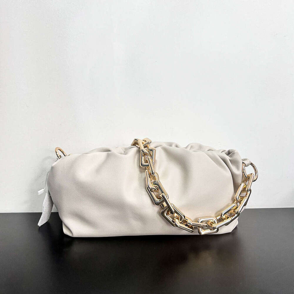 Genuine Cloud Chain 2023 New Dumpling Soft Leather Cow Armpit Bag Trendy Single Shoulder Crossbody