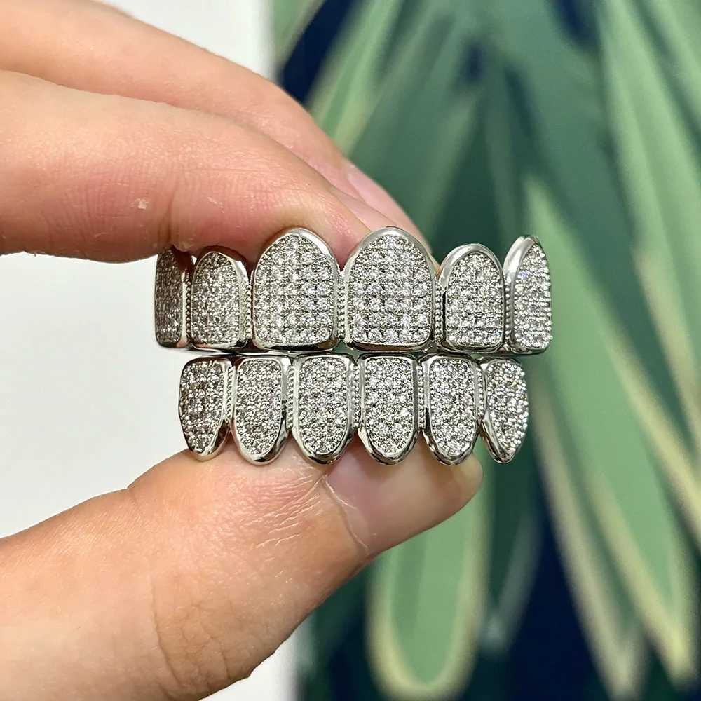 RACHELZ Trend 6/6 Ice Out CZ Stone Teeth Grille Hip Hop Cube Zircon Hat Decoration Womens Jewelry Gifts Dental Grille W250412