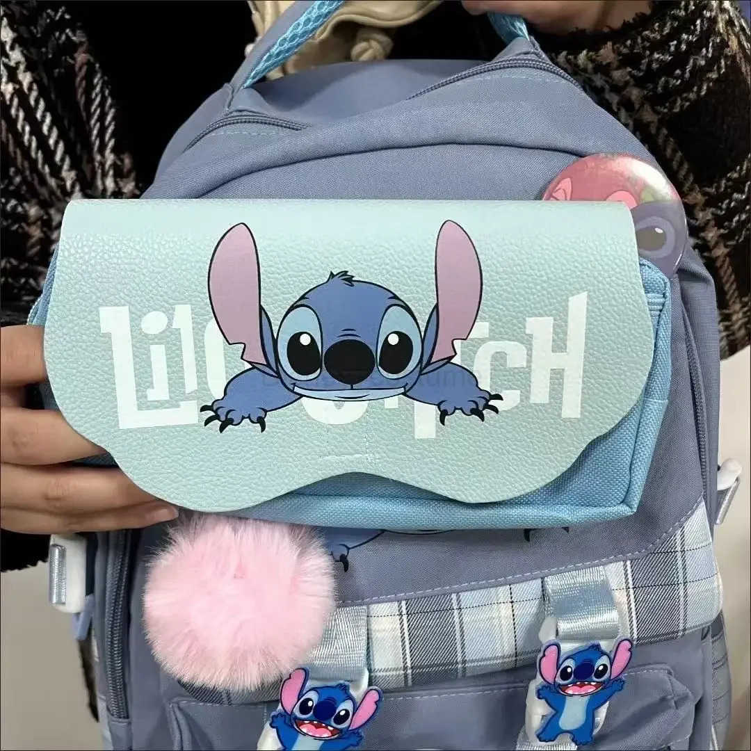 Disneys new sewing student backpack is a casual lightweight large capacity cartoon cute college backpack X250412