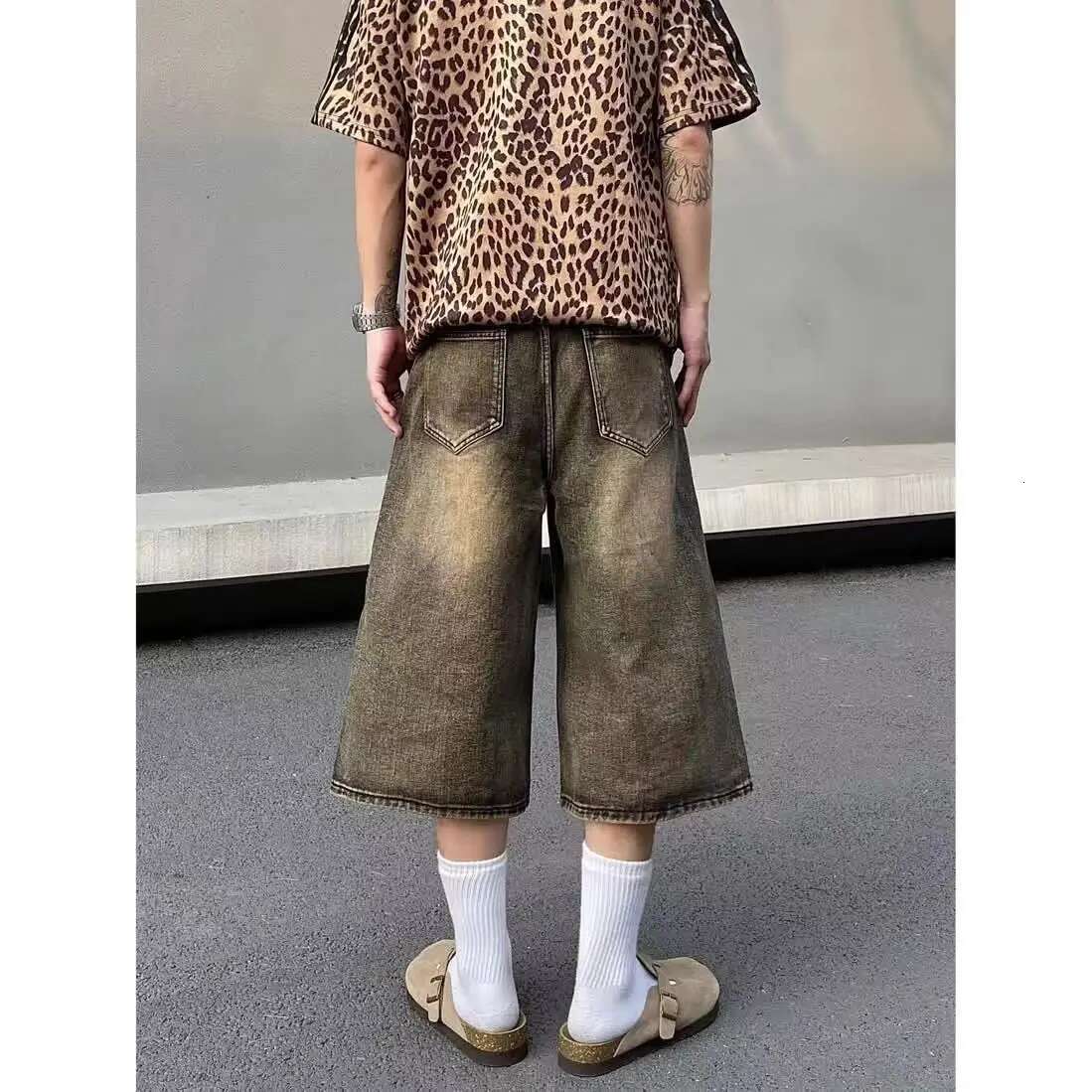 American retro cropped men wide leg jeans Y2k Gothic washed loose straight casual couple shorts sweatpants