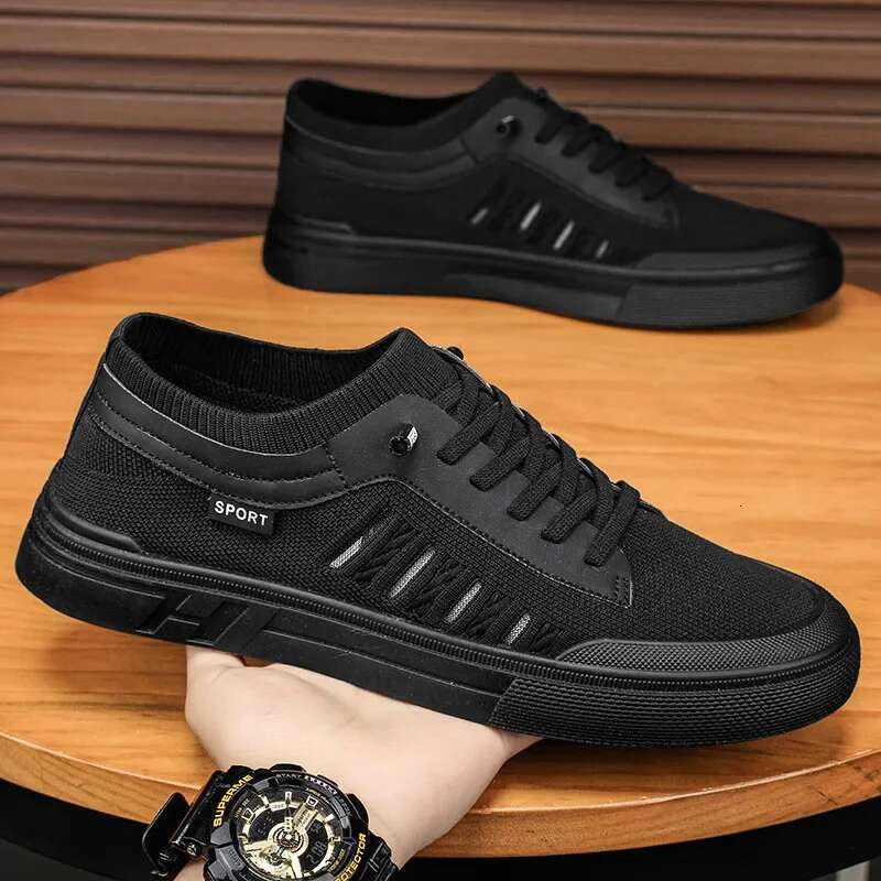 2025 Summer New Casual Men's Sports Shoes Breathable Lightweight Round Head Solid Color Anti Slip Designer Fashion Flat Shoes