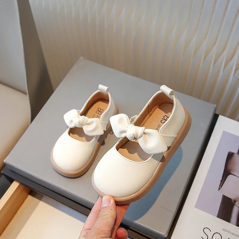 Womens Leather Shoes Spring/Summer Collection Womens Bow Fashion Princess Childrens Shoes Korean style Little Girl Mary Jans PU 250411
