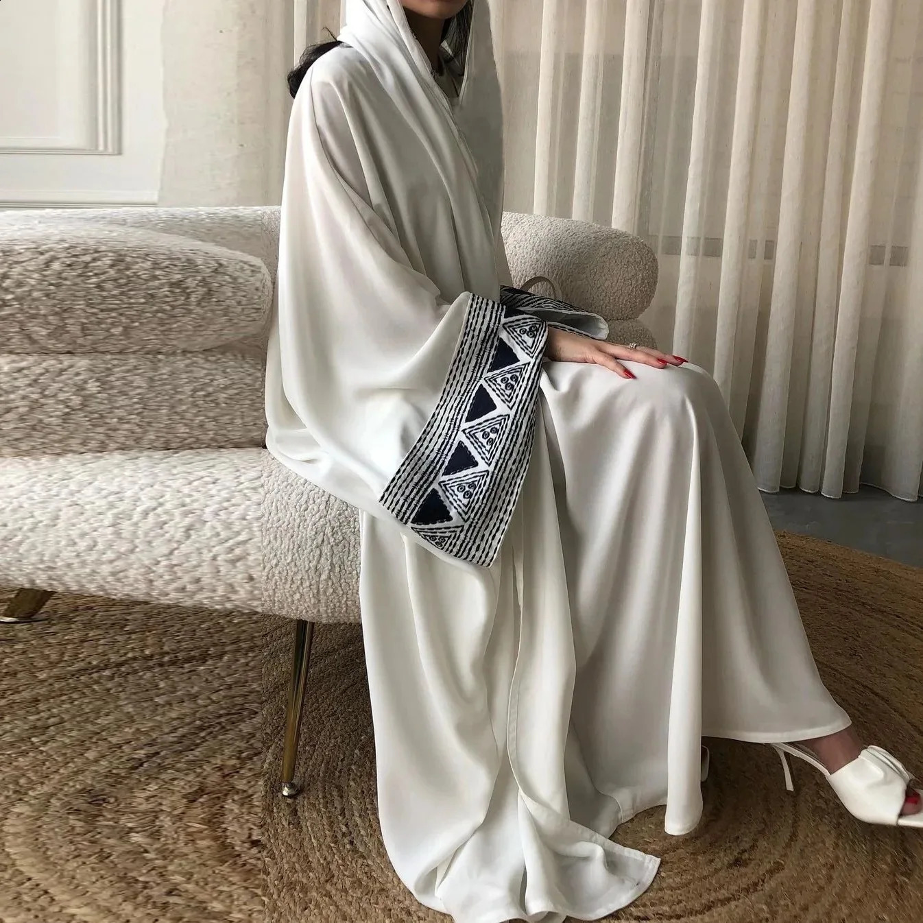 Eid al Fitr White Open Black and ed Abaya Dubai Muslim Kaftan Dress Ka Palestinian Womens Tank Top 250411