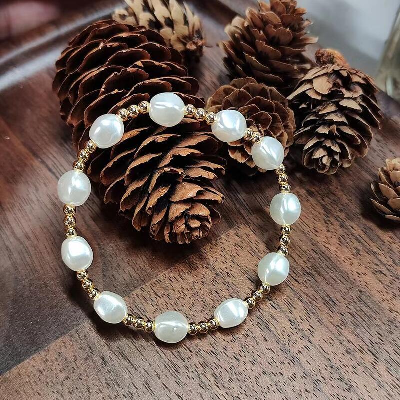 5 Pcs Elegant Freshwater Pearl and Gold Bead Stretch Bracelet
