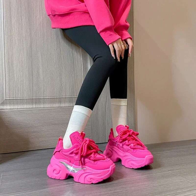 2025 New Thick soled Women's Breathable Leather Sneakers High Heels High Platforms Outdoor Sports Designer Fashion Training Shoes White Thick sol