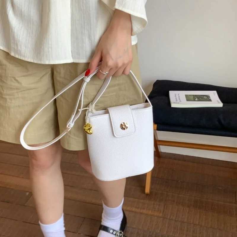 Chic Womens Leather Handbag Luxury Designer Shoulder Bag Crossbody Purse Ladies Elegant Top Handle Tote MessengerW251111