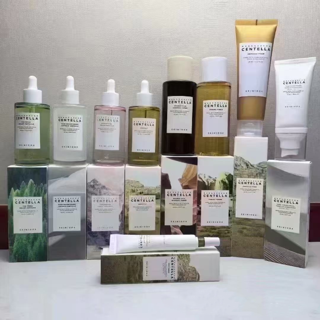 SKIN1004 Madagascar Centella Ampoule Foam Cleanser 125ml Hydrating Face Wash for All Skin Types Soothing Nourishing Removes Impurities Makeup Korea Skincare