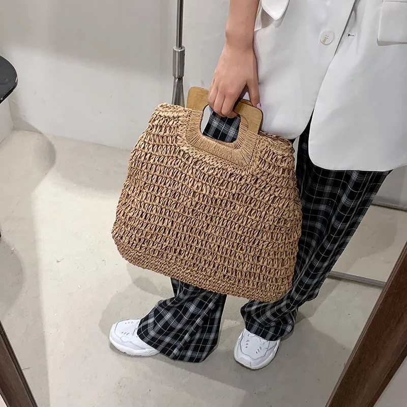 Summer woven Str handbag womens wooden handbag large capacity travel beach bag Fi style handbag hollow handbag BolsaXJ250412
