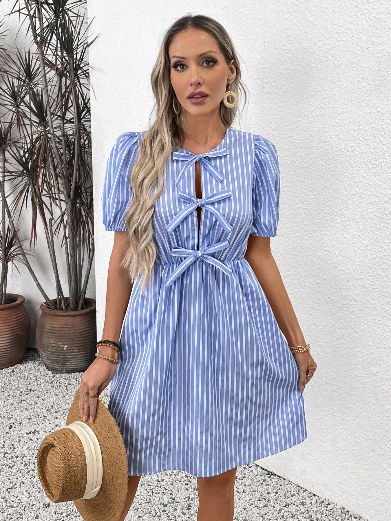 Europe and the United States 2025 Summer Blue White Striped Round Neck Chest Bow Short Sleeve Womens 250411
