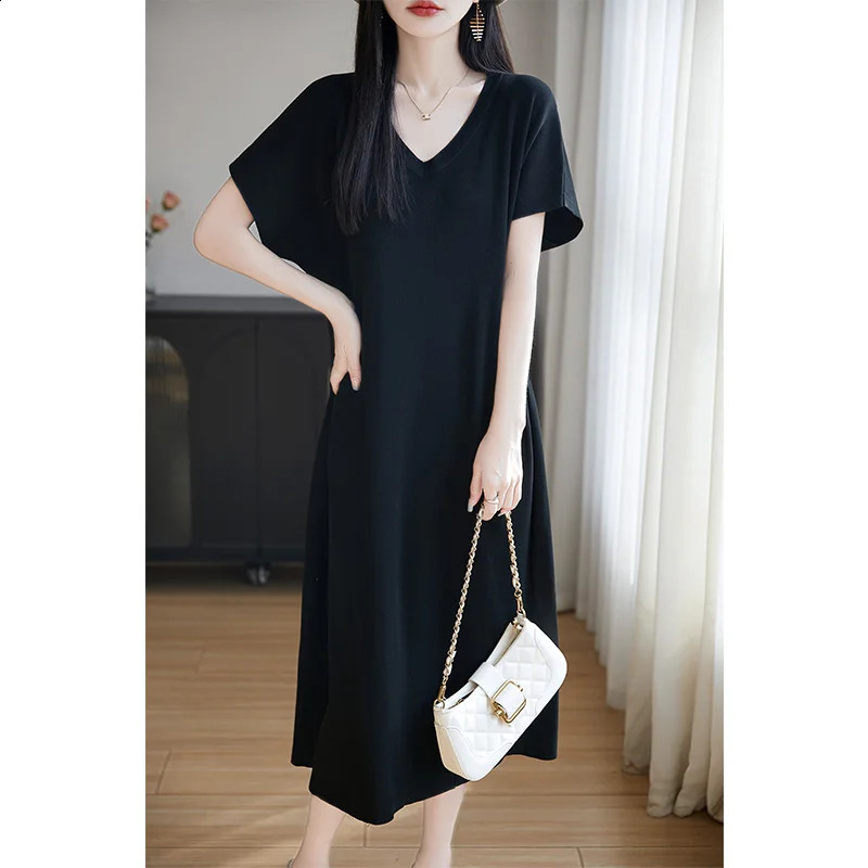 V-neck Short Sleeve Dress Womens 2025 Summer Loose Fashion Casual Knitted Vest Skirt Qu Zhu Ice Silk T-shirt Dress 250411