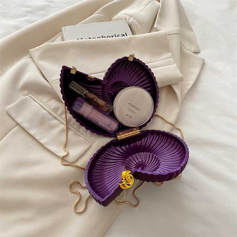 Fashion Lipstick Bag Ladies Gold Conch Dinner Bag High Quality Acrylic Super Mini Crossbody Bag Women Cute Fun Creative HandbagW251112