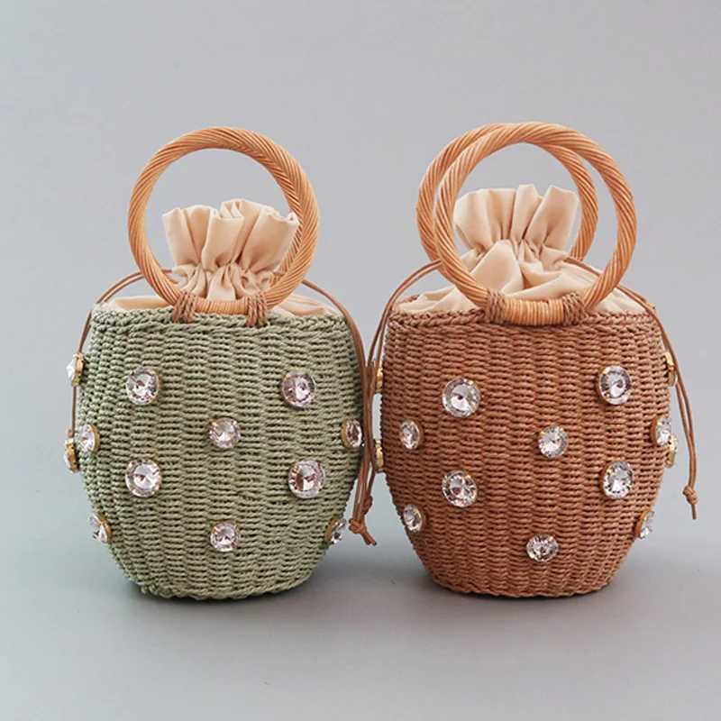 2023 New Handmade Rhine Crystal Embossed Str Bag Str Bucket Bag Womens Travel Wallet sac en paille femmeXJ250412