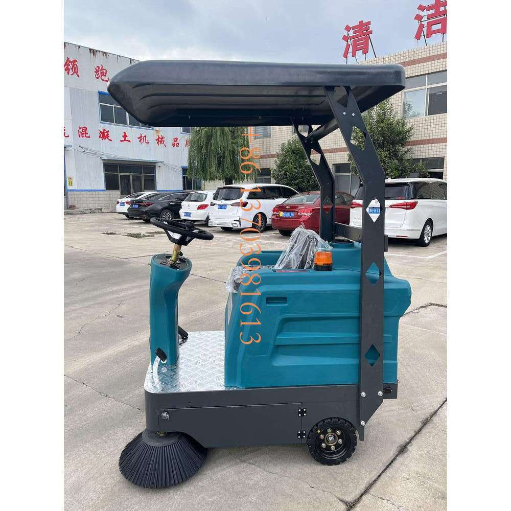 Factory Supply Electric Ride-On Street Sweeper Commercial Industrial Property Supermarket Cleaning Core Motor Pump Gear