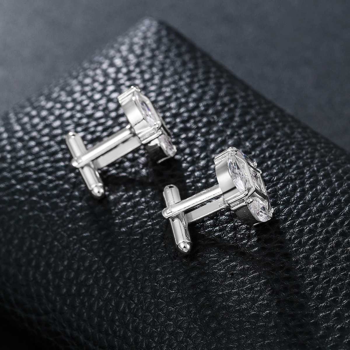 WEIMANJINGDIAN brand 2 pieces/pair exquisite cubic zirconia cufflinks suitable for mens matchingT250412