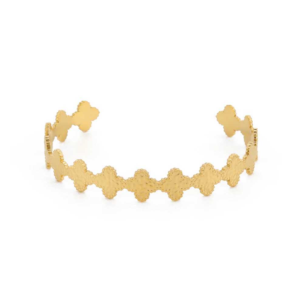 Amaxer Stainless Steel Hammered Four-Leaf Clover Bracelet For Women Girl Flower Bangles Christmas Jewelry Party Lover GiftC250411