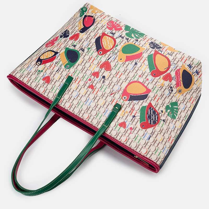 CH Shoulder Bag Ladies Cartoon Pattern Large Capacity Niche Brand Casual Fashion Handheld Can Load Shopping Daily Commuting