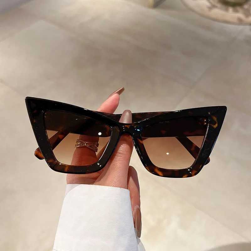 2023 New Cat Eye Fashion Sunglasses Woman Vintage Luxury Brand Designer Sun Glasses For Female UV400 Protection Gafas De SolC250411