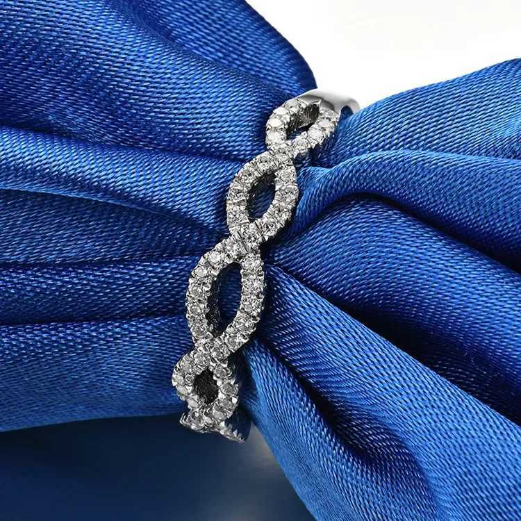 Solid Platinum PT950 Diamond Ring Miniature Set Wave Row Diamond Ring Twisted Design End RingXJ250412