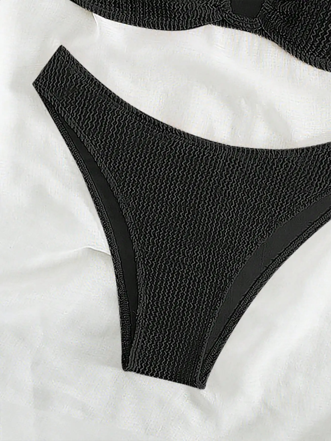 Bandeau halterneck lace-up bikini cross-border foreign trade European and American solid color style swimsuit suit 250411
