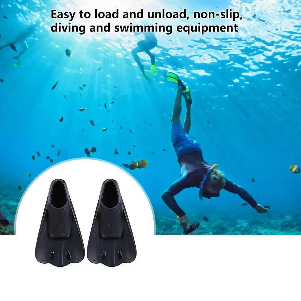 1 pair of comfortable and non slip swimming fins professional auxiliary training silicone short swimming training flip cover water sportsY250412