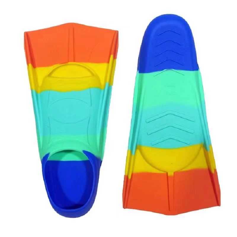 Colorful swimming training fins for summer tourism elastic and soft silicone diving frog shoesY250412