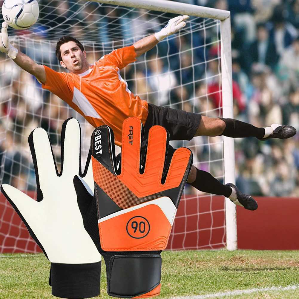 1 Pair Kid Soccer Football Goalkeeper Gloves Finger Protection Children Gloves Anti-Slip Glove Goalkeeper GlovesW251112