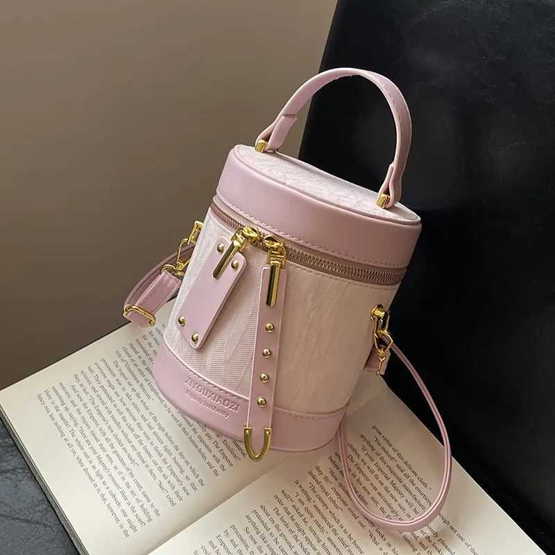 1 fashionable cylindrical design handbag and cross body bucket bag PU leather casual shoulder bag Versatile lightweight and durableXJ250412
