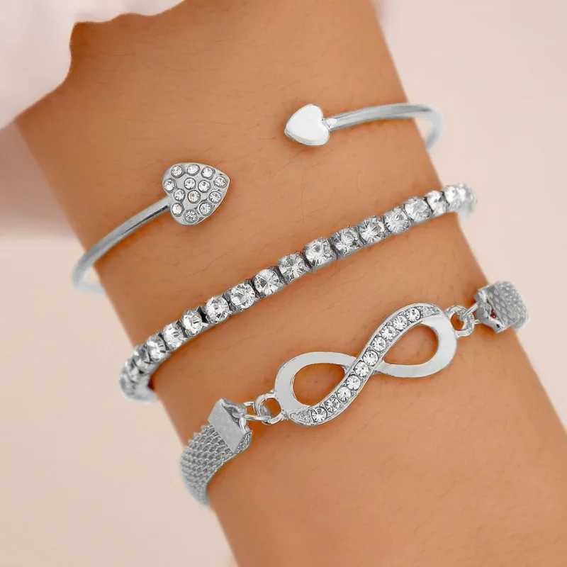 Vintage Set Silver Color Crystal Rhinestone Heart Bracelets for Women Fashion Geometric Adjustable Infinity Cuff Bangle JewelryC250411