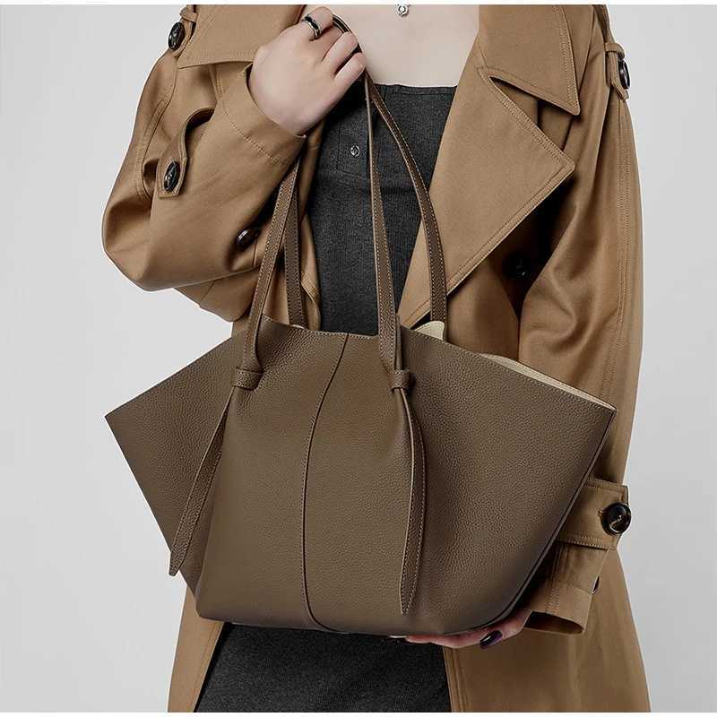 Brand Handheld Tote Bag With Storage Liner Bag Women Shoulder Suede Bag Design Wing Bag Matte Cowhide Large Capacity Travel BagC250412