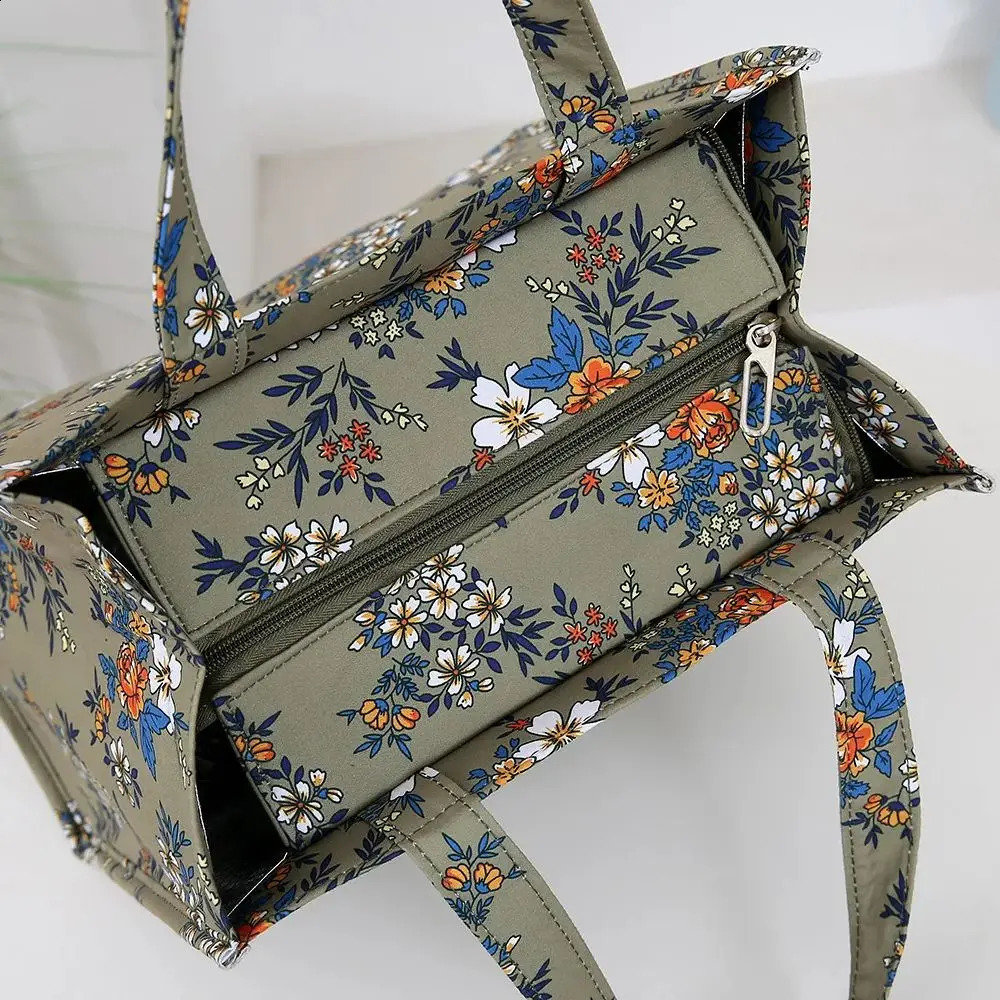 nylon printed thick capacity large handbag work portable zipper semi closed lunch box storage bag bento bag 250410