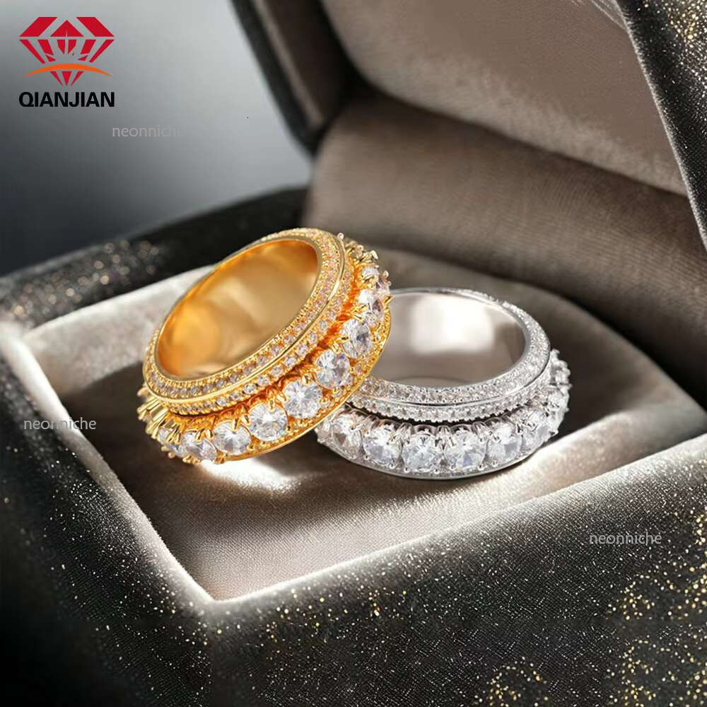 Hot Sale Custom Fashion Jewelry for Men Round Brilliant Cut Iced Out Bg Dia VVS Moissanite Ring