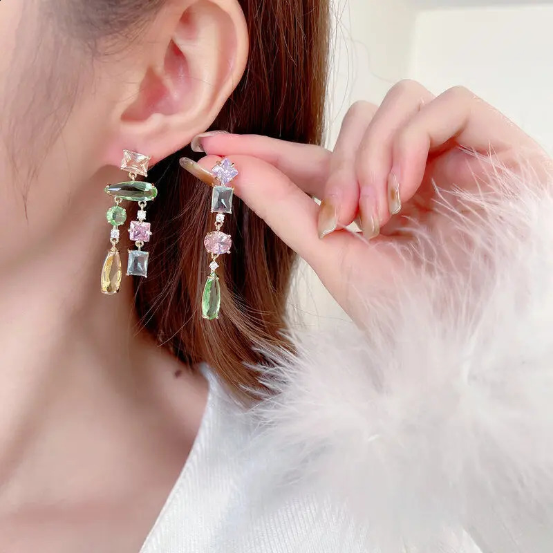 Women and Girls Irregular Rhinestone Dangle Earrings Glitter Eardrop Fashion Jewelry Cocktail Party Gifts 250411