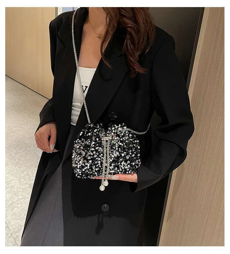 Good-looking Personality Sequin Women's New Korean Bucket Bag Bright Eyes Style Fashion Crossbody Dinner Single Shoulder Bags