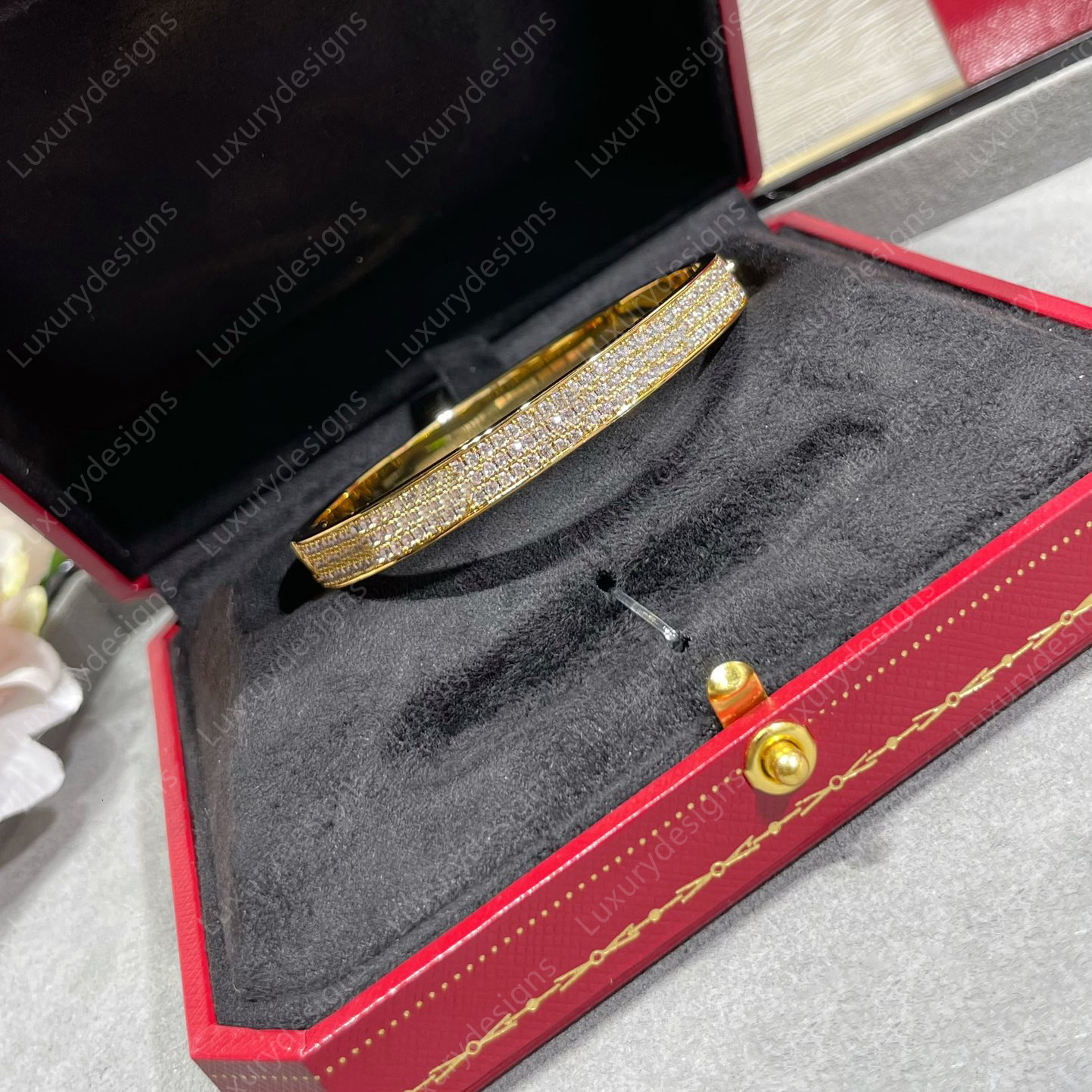Designer Bracelet Diamonds Women Luxury Thick Bracelet Full Diamonds Bangle Top V-gold 18k Gold Silver Rose Gold Bracelet with Box Classic High-end Wedding Jewelry